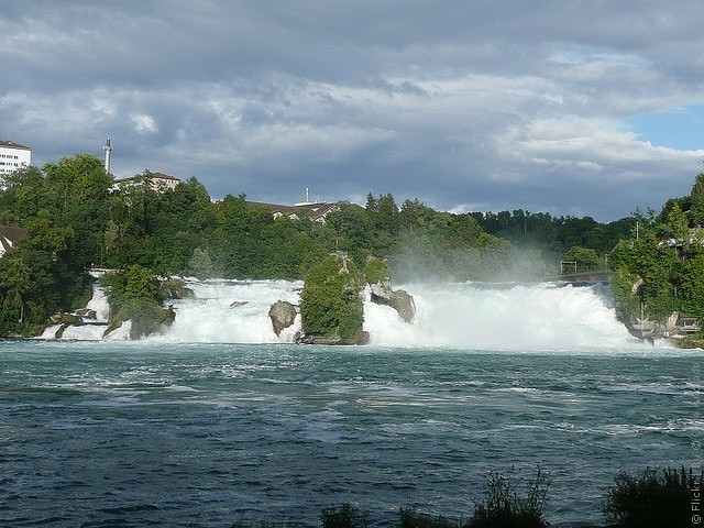 Рейнский водопад Швейцария фото