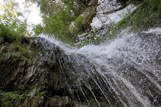 Водопад Корбу на Телецком озере