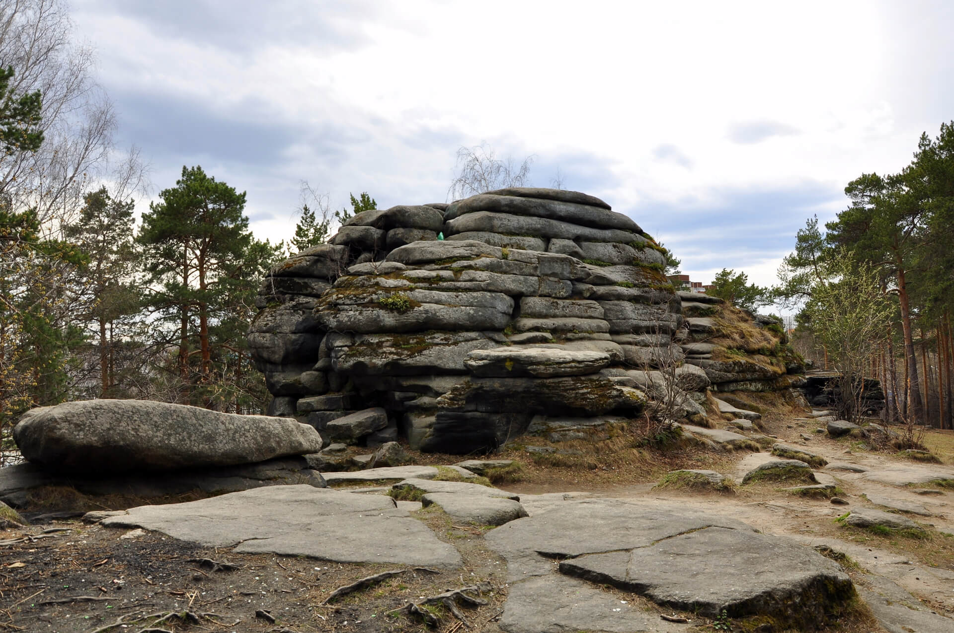 "Каменная палатка" - памятник природы.
