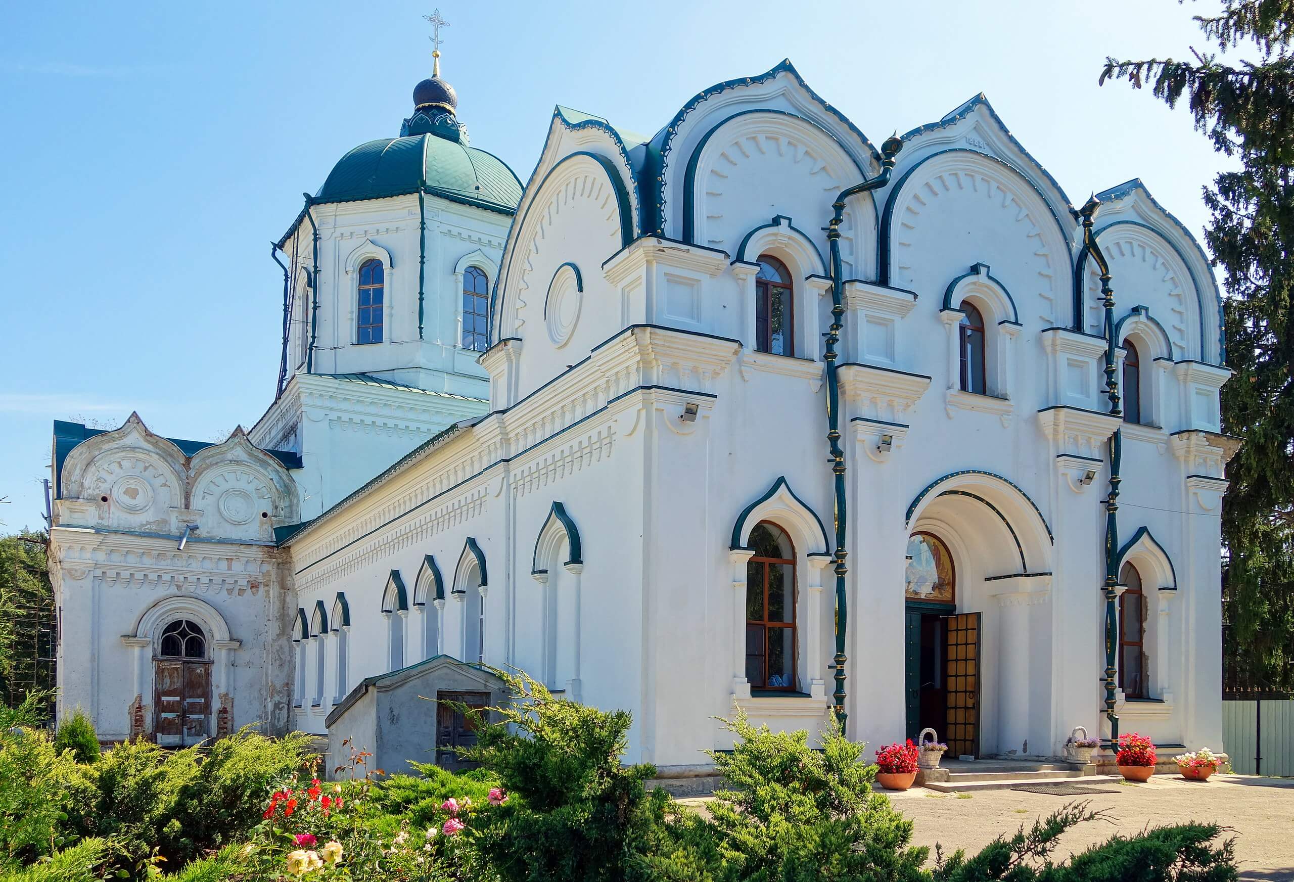Главный храм монастыря.