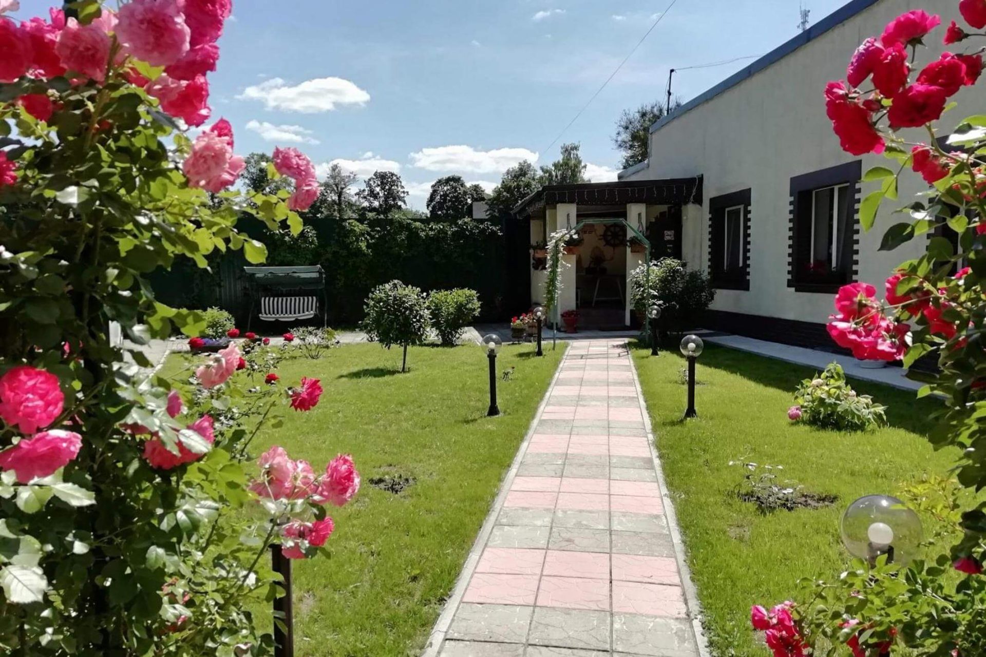 Тихая гавань дом-16. Тихая гавань калининград гостиница. Гавань калининград. Тихая гавань калининград гостиница. Гавань калининград.