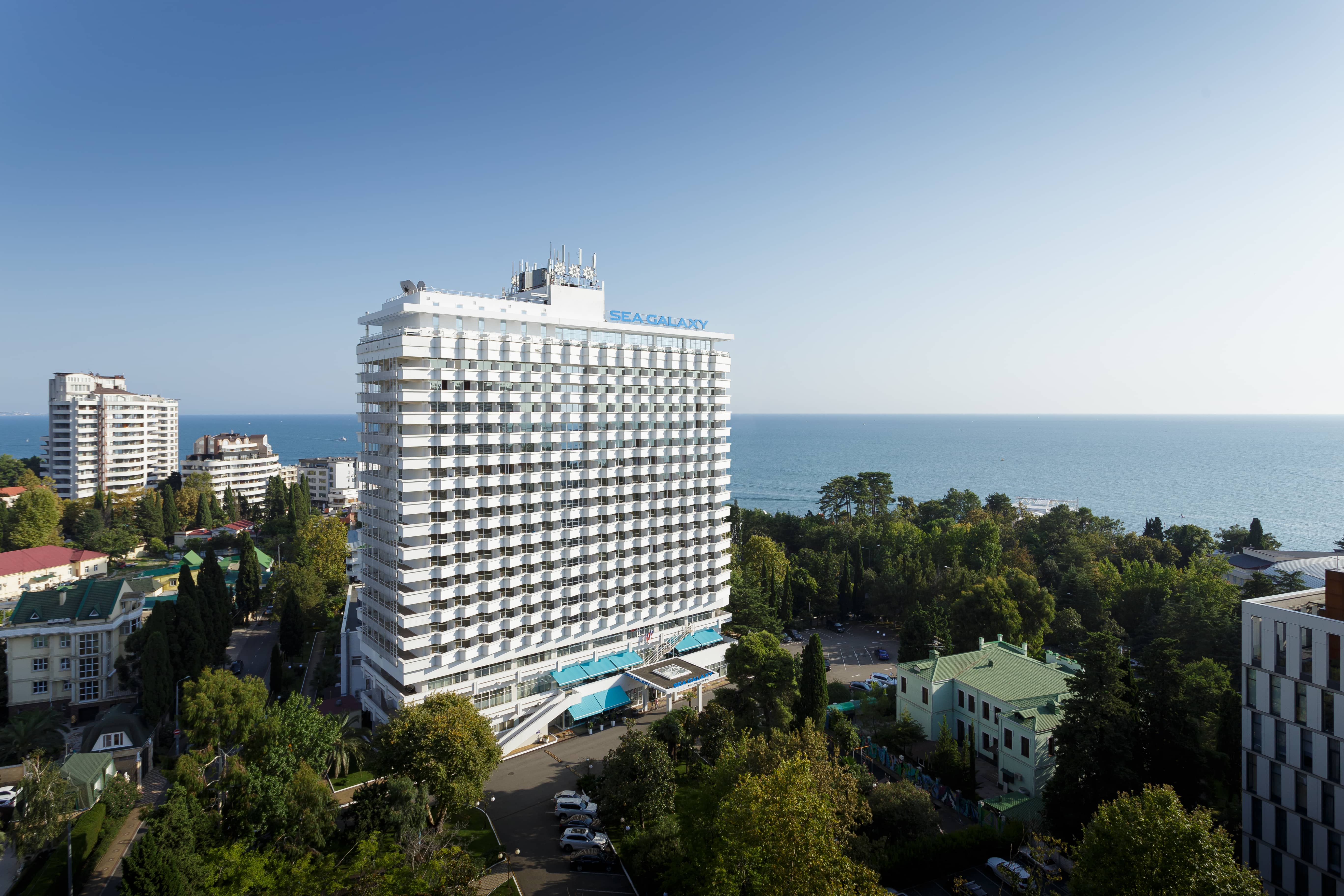 Sea Galaxy Hotel Congress & SPA 4*. Огромный гостиничный комплекс.