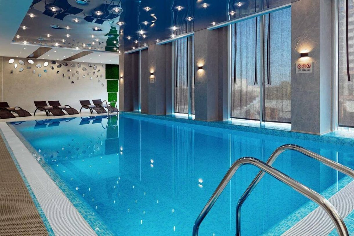 отель с бассейном краснодарский. сукко гостиница гольфстрим. гостиница парк отель краснодар. парк отель береговая 28а краснодар. гостиница "вилла сан ремо" краснодар.