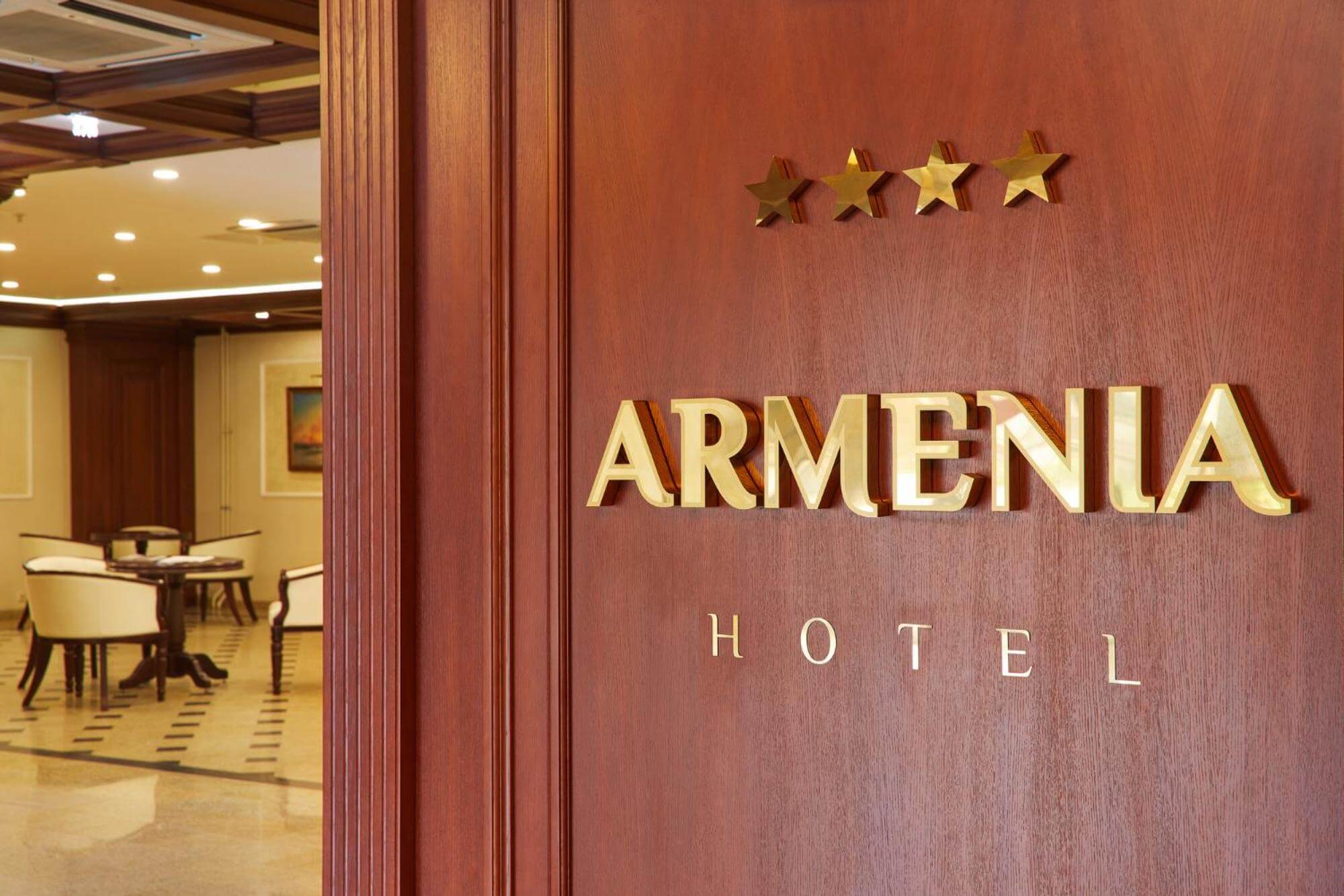 ARMENIA HOTEL ****
