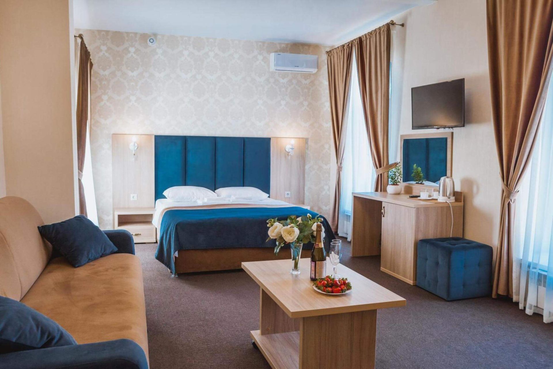 Sedin Hotel Краснодар. Лондон Краснодар гостиница. Отель Аурелиу Краснодар.