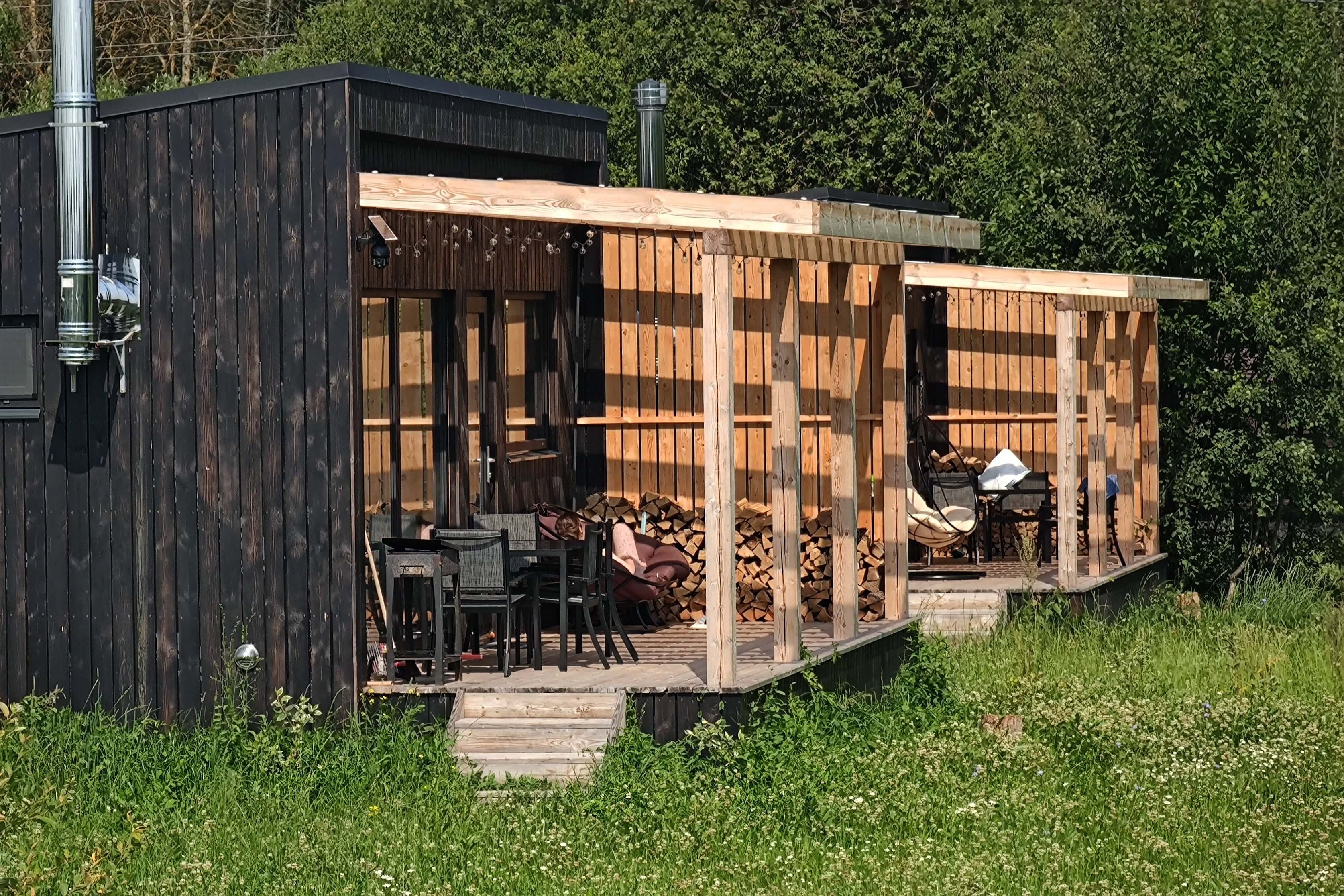 Хорошие мини-домики для отдыха на природе.